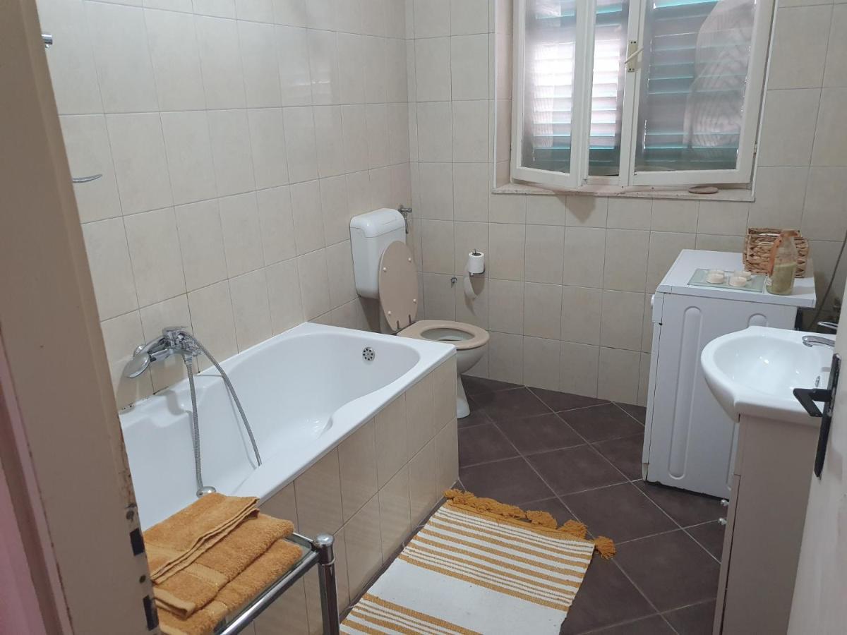 Apartment Lana Trogir Zewnętrze zdjęcie