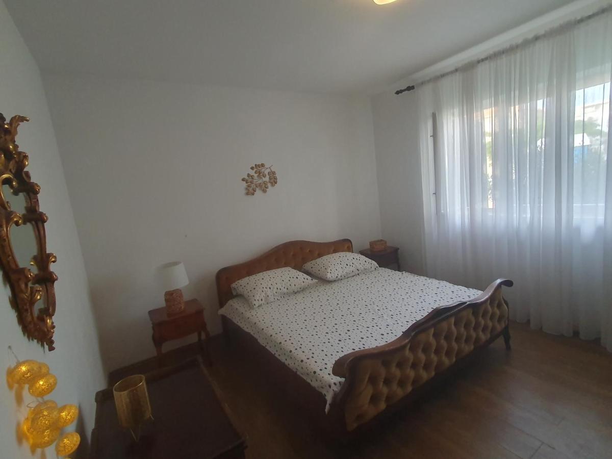 Apartment Lana Trogir Zewnętrze zdjęcie